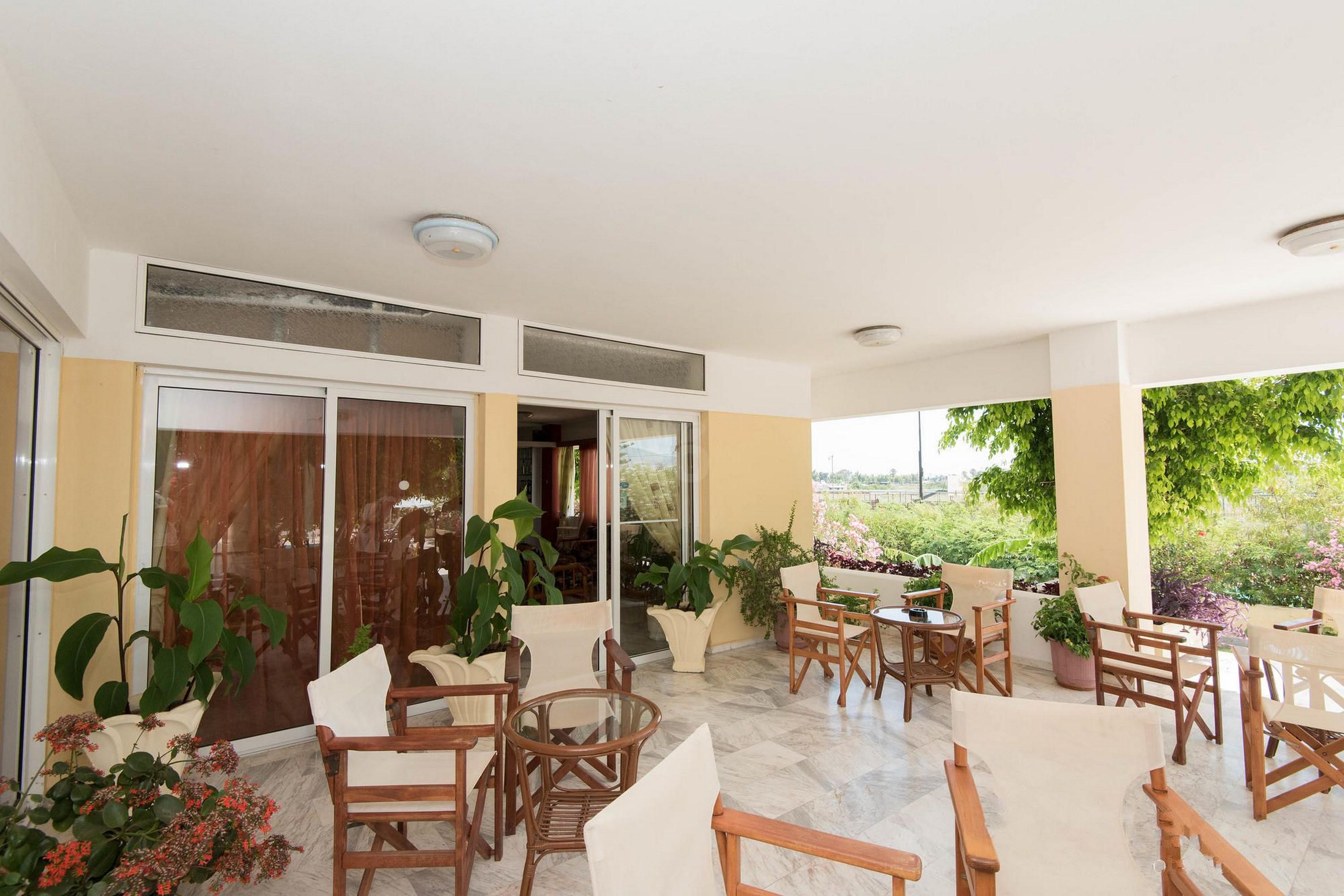 Hotel Leonidas & 2*